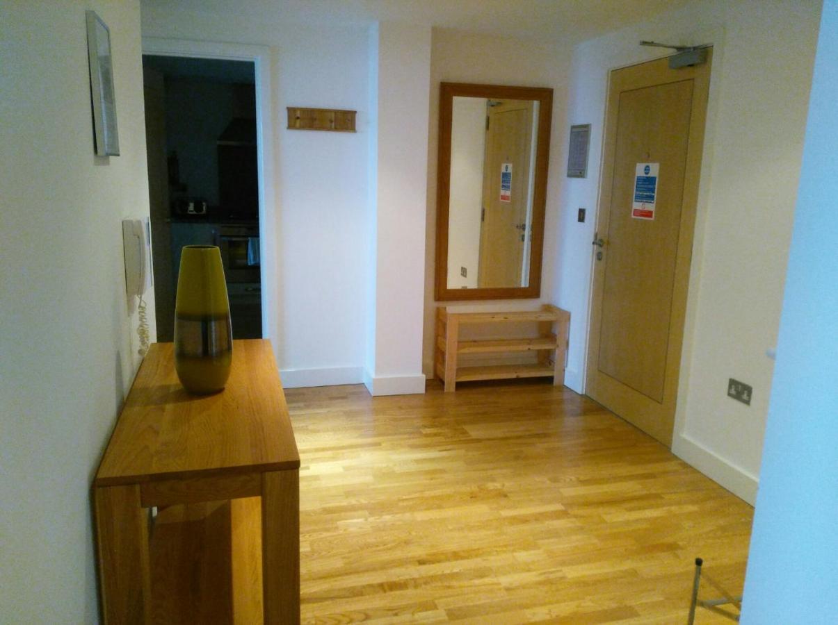 New Quay South Fistral Seaview 2-Bed Apartment מראה חיצוני תמונה